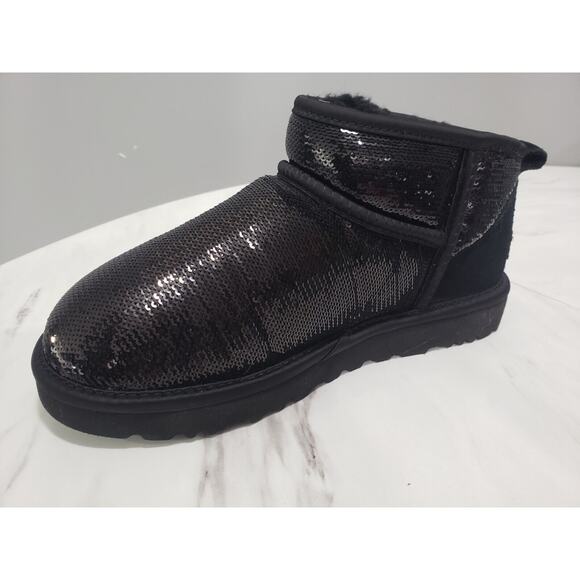 NEW WITHOUT BOX UGG W Classic‎ Ultra Mini Mirror Ball Black Short Bootie Slip On - Picture 4 of 8